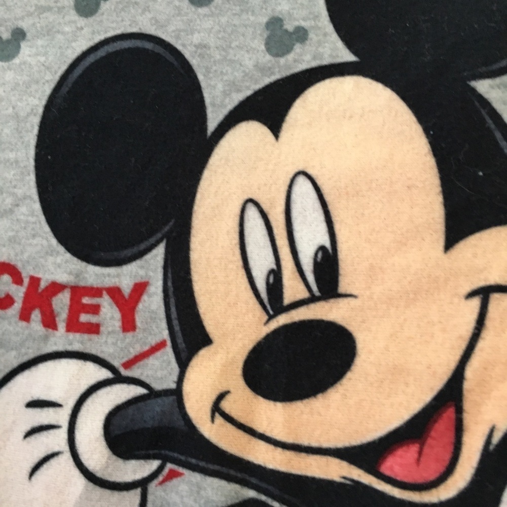 Disney fleece pajama top 4t - Picture 3 of 5